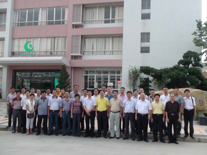 ����F(tu��n)�ڽ��T(m��n)�價��I(y��)�@�W(xu��)��(x��)ȡ��(j��ng)����Ӱ����