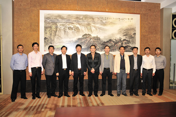 �������I(y��)�����о������L������W�R�����{��