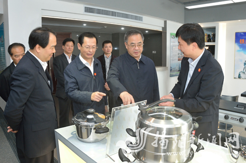 �����A:���O�ǳ��ҳ���Ⱥ ���컛�|�������L�O