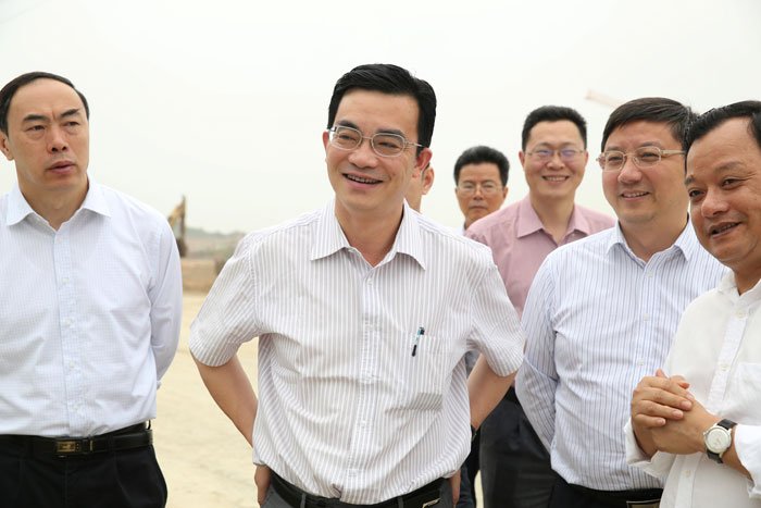 韶關(guān)市政府考察團(tuán)來揭考察中德金屬生態(tài)城